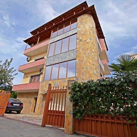 Hotel Alen 2 Tirana Esterno foto