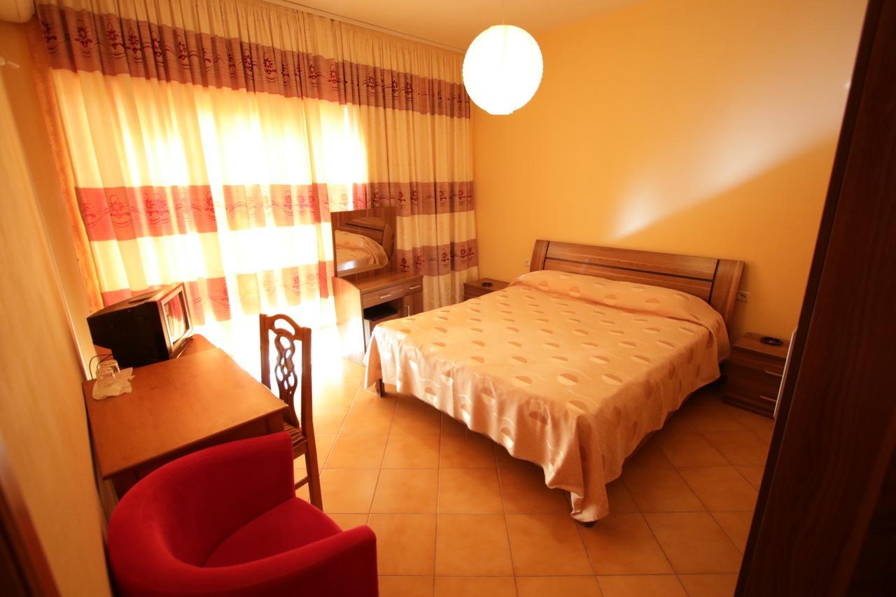 Hotel Alen 2 Tirana Esterno foto