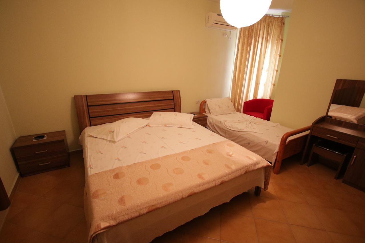 Hotel Alen 2 Tirana Esterno foto